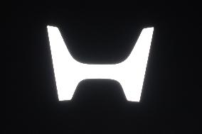 Honda sign and logo